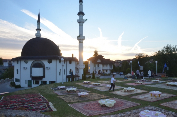 Veličanstvena atmosfera na iftaru u Brekovici