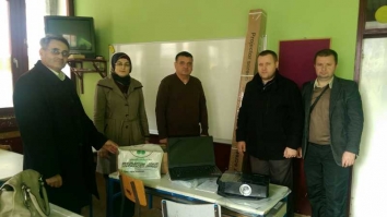 Nova oprema za kabinet islamske vjeronauke u O.&Scaron;. &bdquo;Sveti Sava&ldquo; u Zvorniku