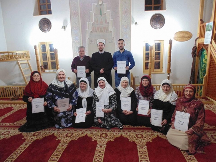 Promovisani novi svr&scaron;enici kursa sufare za odrasle u džematu Hrid