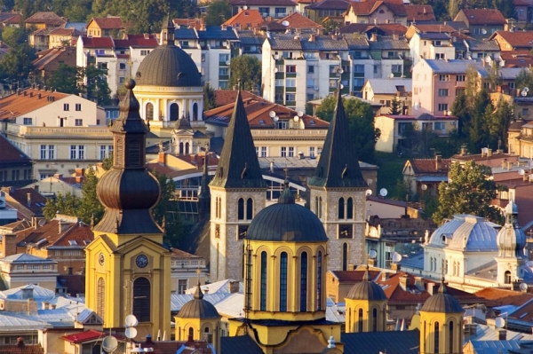 Kr&scaron;ćanske nevladine organizacije u BiH: 53,85% samostalno djeluje, 30,77% učestvuje u određenim projektima crkava