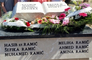 Hasib efendija i porodica: &Scaron;est porodičnih kabura za opomenu