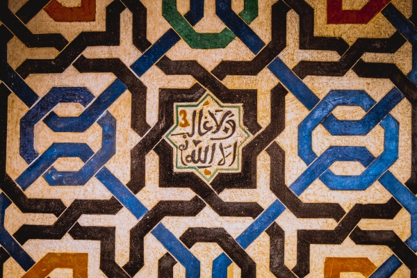 Propadanje narativa o propadanju