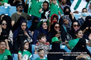 Saudijke na fudbalskom stadionu u Rijadu