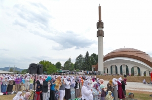 Sarajevo dobilo prelijepu džamiju: Otvorena Centralna džamija na Ilidži