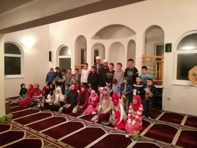 Projekat "Sakupi &scaron;to vi&scaron;e namaza"