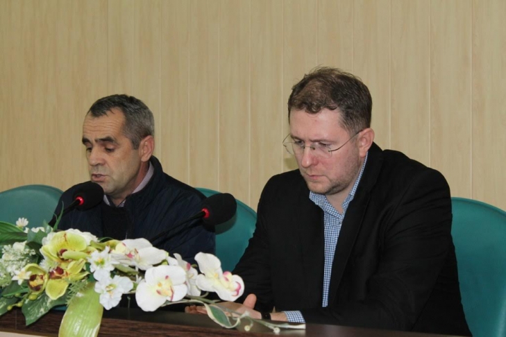Tribina s dr. Kenanom Musićem u Mostaru