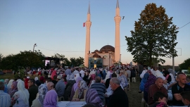 Druže stari, dolaze iftari