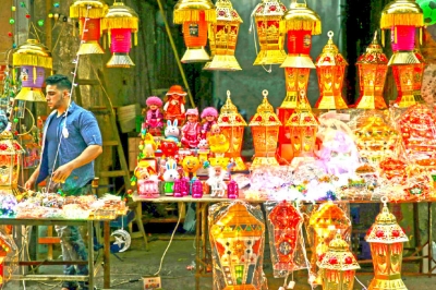 &Scaron;areni fenjeri simbol ramazana